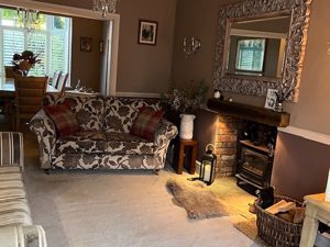 Lounge- click for photo gallery